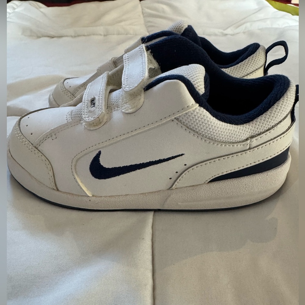 Nike Kids White and Navy Velcro Athletic Sneakers